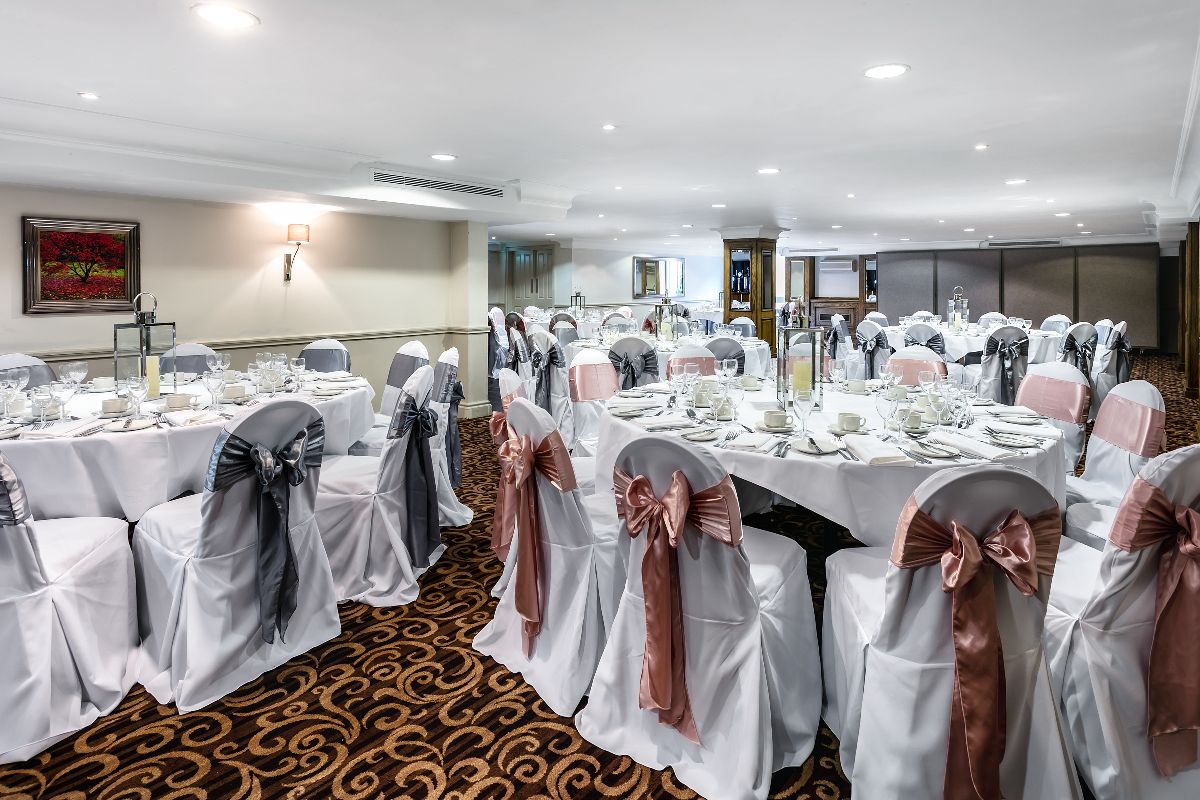 Gallery Item 8 for Pinewood Hotel